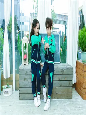 小学生校服定制
